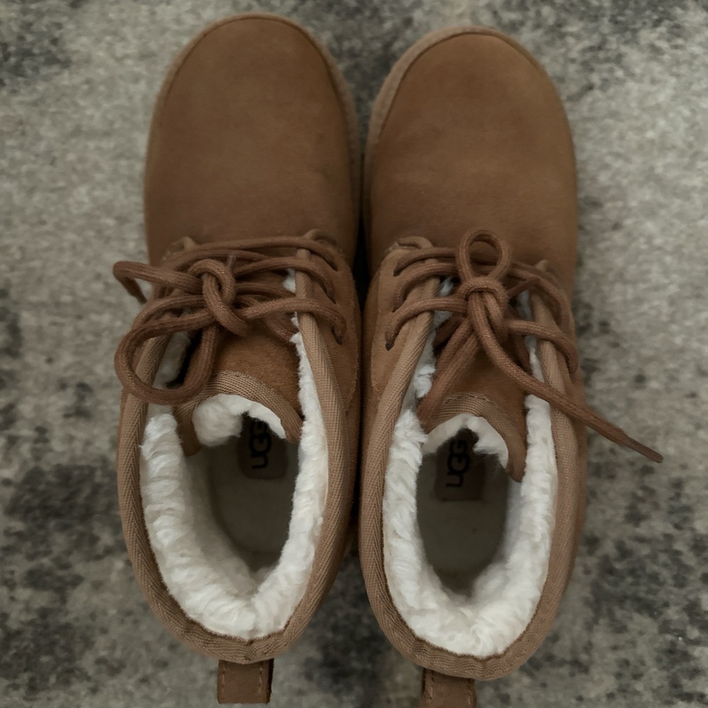 ugg boots - Picture 3 of 4